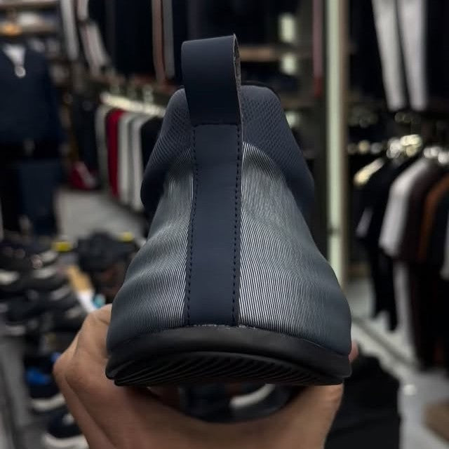 City Motion Sneaker