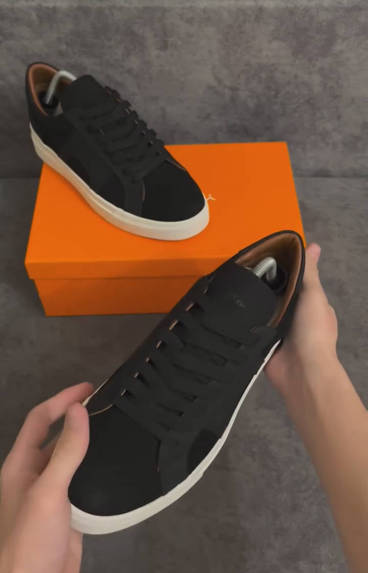 Men’s Classic Black Sneakers