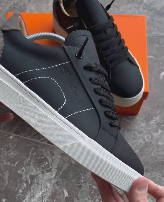 Men’s Classic Low-Top Sneakers