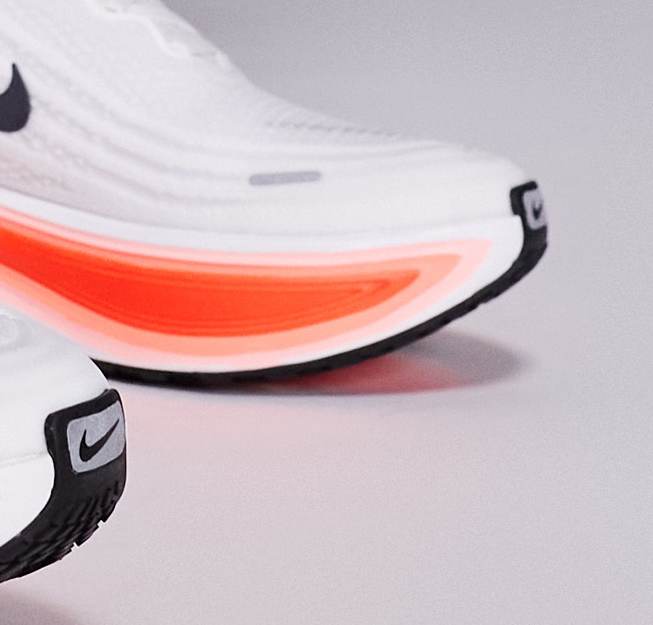 Men's Road Running Shoes Vomero