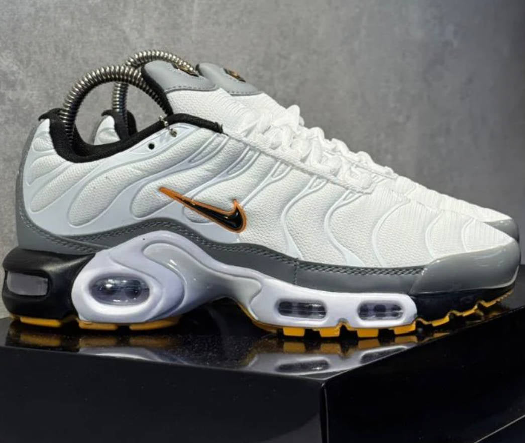 White Surge Air