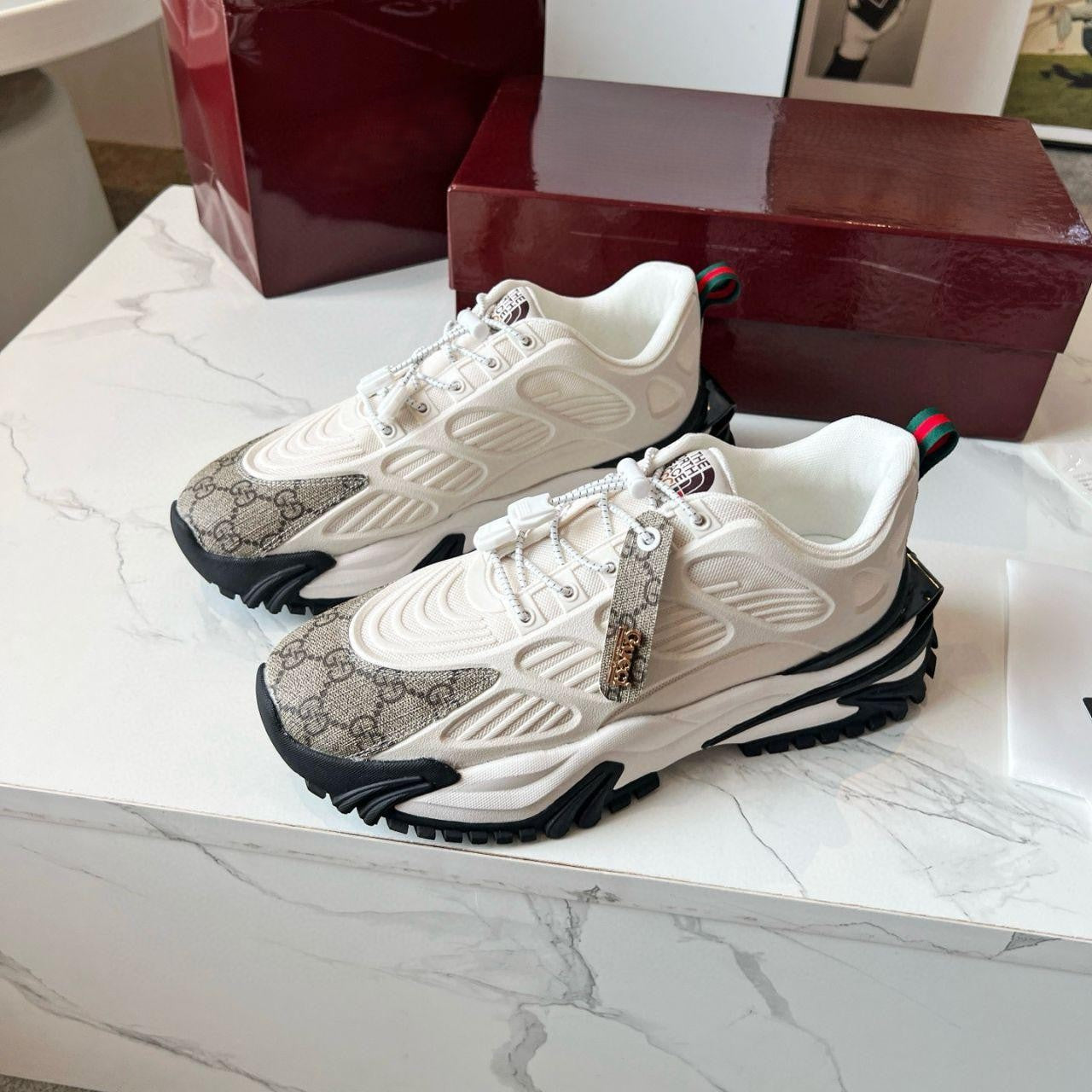 Men's Classic Printed Sneakers