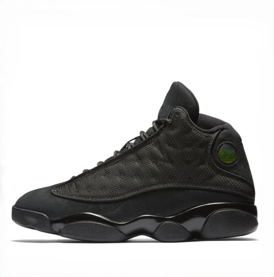 Retro 'Black Cat' 13